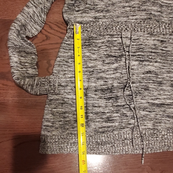 Roxy tunic, hooded sweater with drawstring waist - Picture 8 of 8